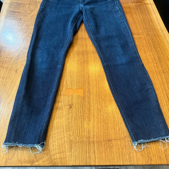 McGuire Raw Edge Hem High Rise Skinny Jeans in Dark Wash. Size Women’s 2… - Picture 4 of 17